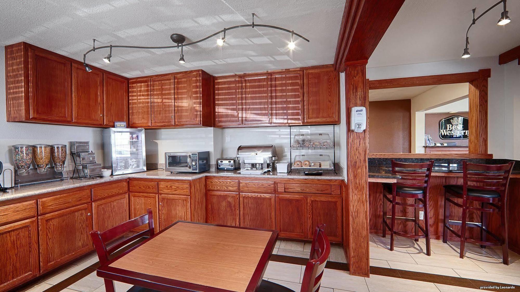 Surestay Hotel By Best Western Hollister Dış mekan fotoğraf